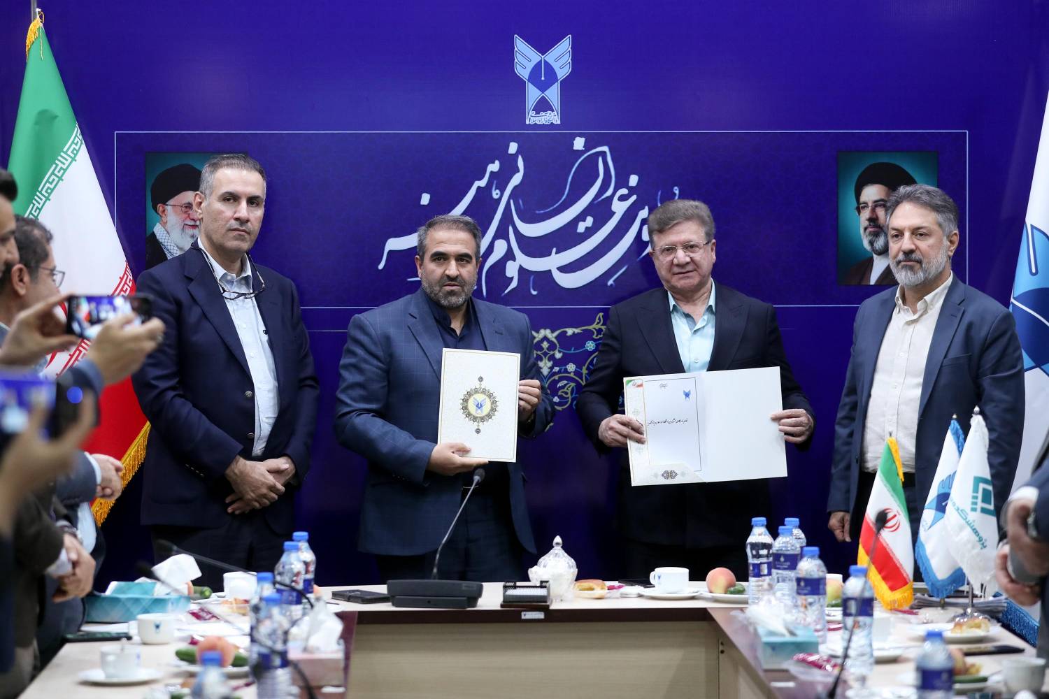 توقیع مذكرة تعاون علمی وبحثی بین معهد التأمین وجامعة آزاد الإسلامیة